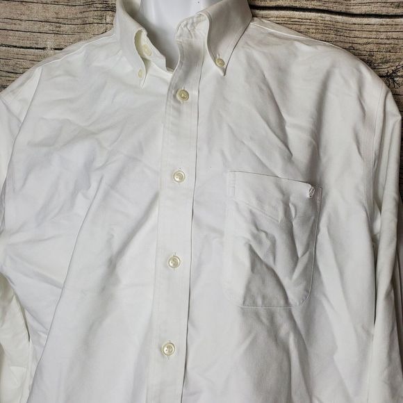 L.L. Bean Slightly Fitted White Long Sleeve Button Down Shirt Size 16-36 - Picture 3 of 8